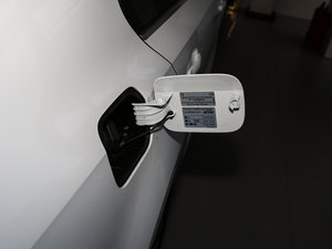 2017款1.6L 手动舒适型 油箱盖