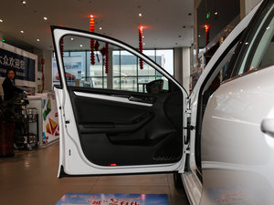 2017款1.6L 手动舒适型 驾驶位车门