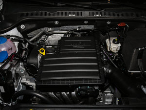 2017款1.6L 手动舒适型 发动机