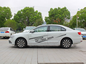 2017款180TSI 自动臻享型 正侧（左）