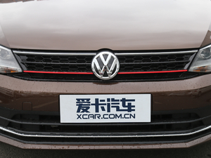 2017款1.6L 自动舒适型 中网