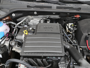 2017款1.6L 自动舒适型 其它