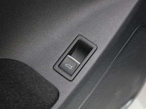 2017180TSI Ԅ(dng) п؅^(q)