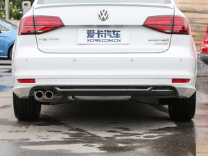 2017280TSI ԄR-Line ^