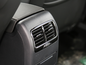 2017280TSI ԄR-Line g