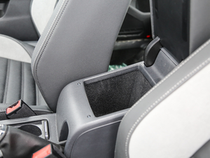 2017280TSI ԄR-Line g