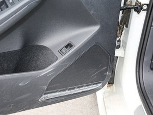 2017280TSI ԄR-Line g