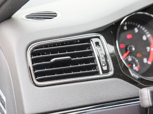 2017280TSI Ԅ(dng)R-Line п؅^(q)