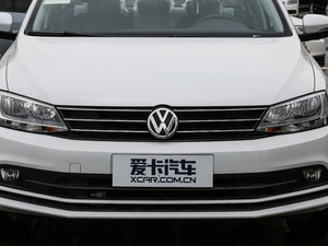 2017款1.6L 手动时尚型 中网