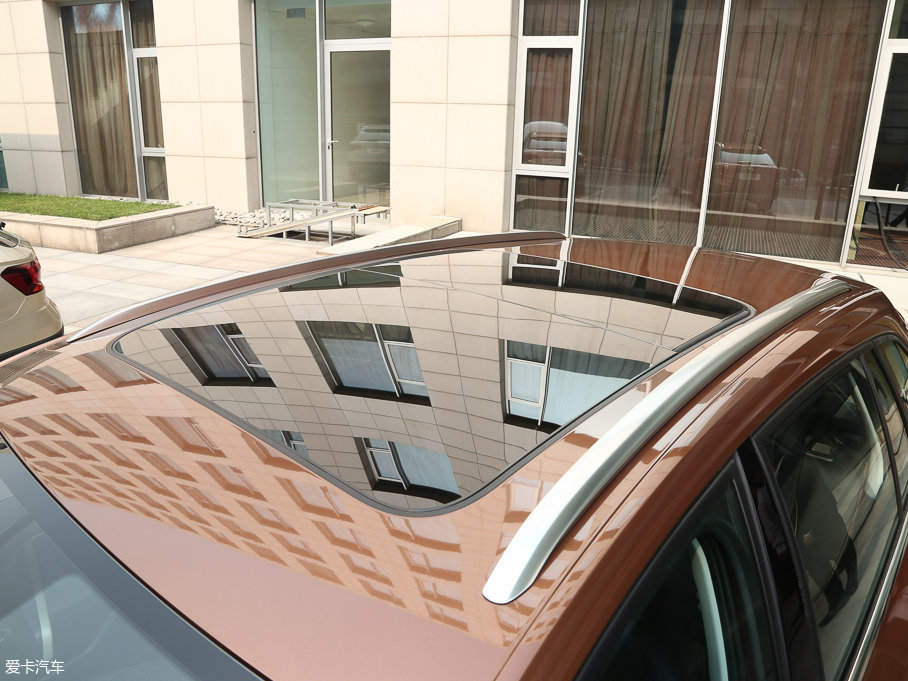 2017εI(lng) 230TSI DSGA