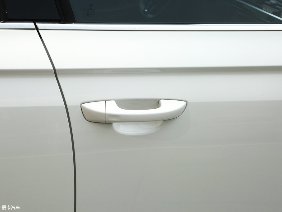 2017εI(lng) 230TSI DSGA