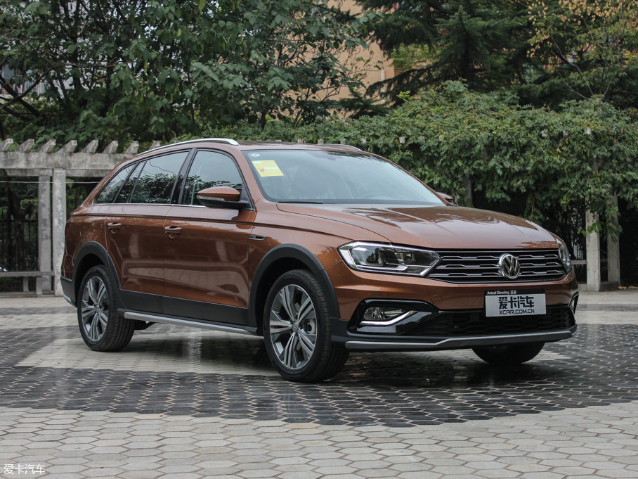 2017εI(lng) 230TSI DSGA