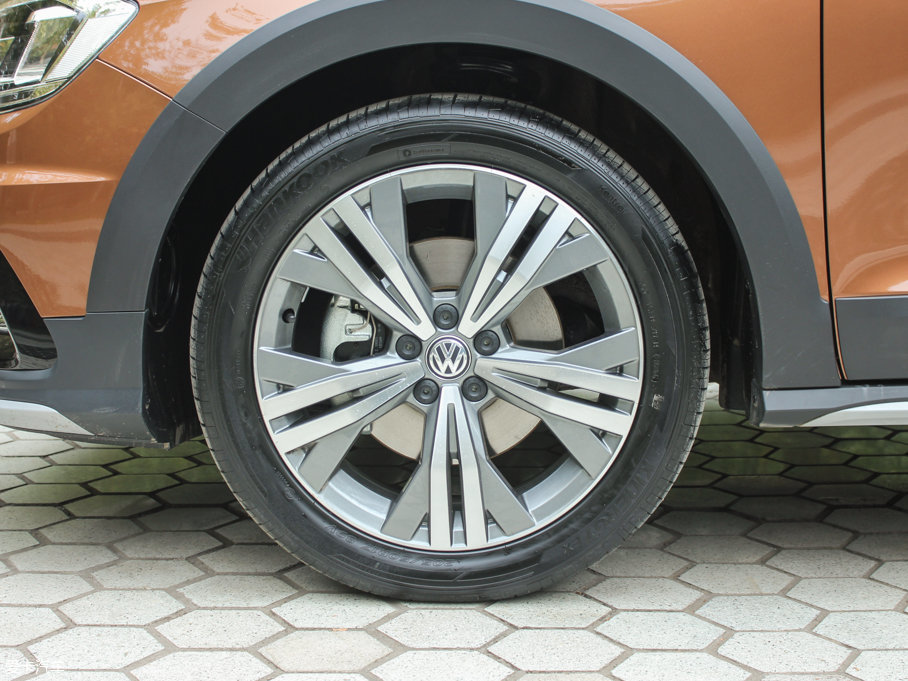 2017εI(lng) 230TSI DSGA