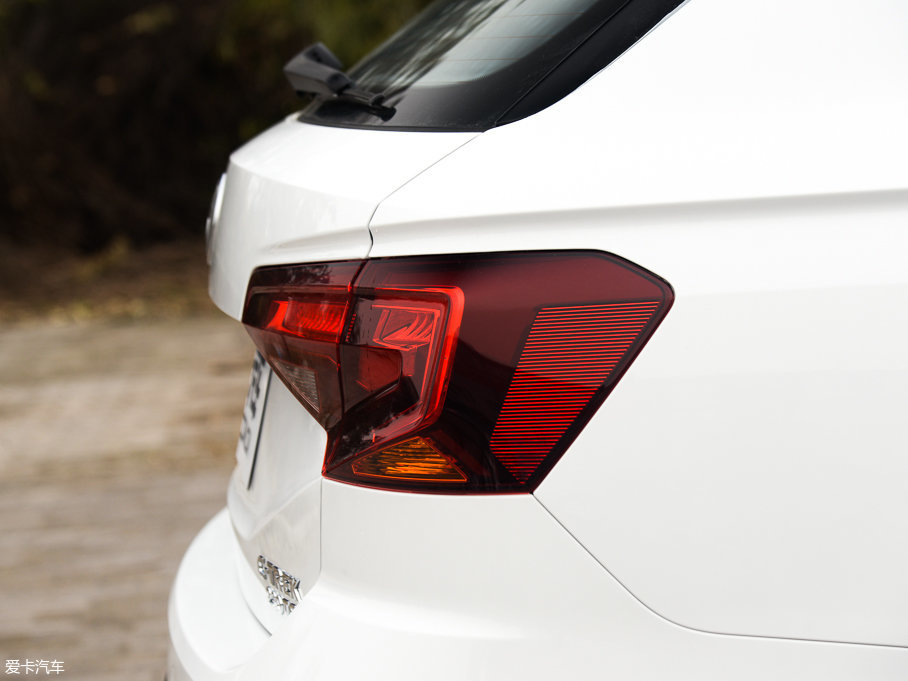 2017εI(lng) 230TSI DSGm