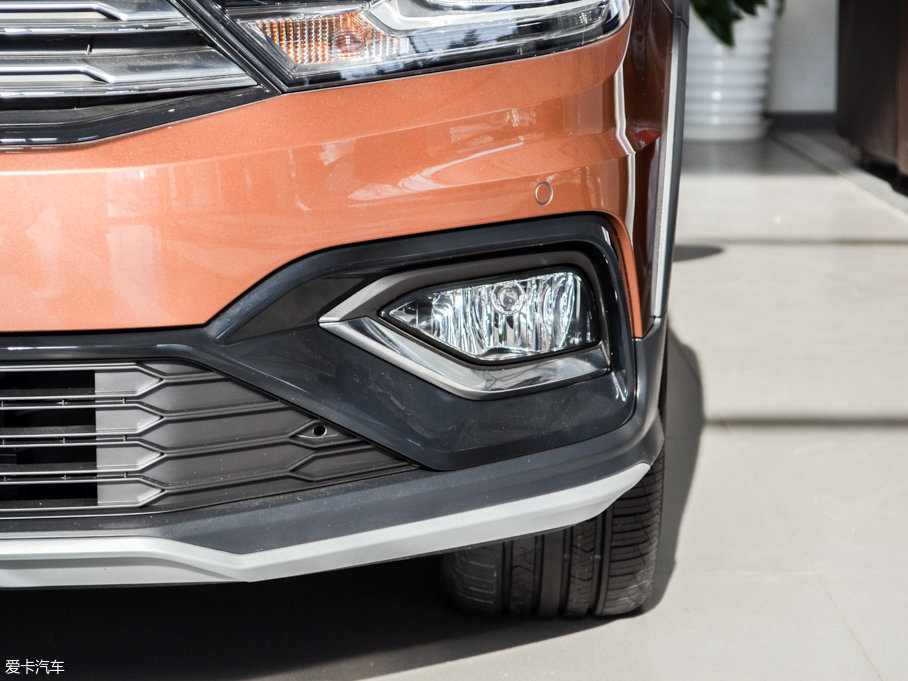 2017εI(lng) 230TSI DSGA