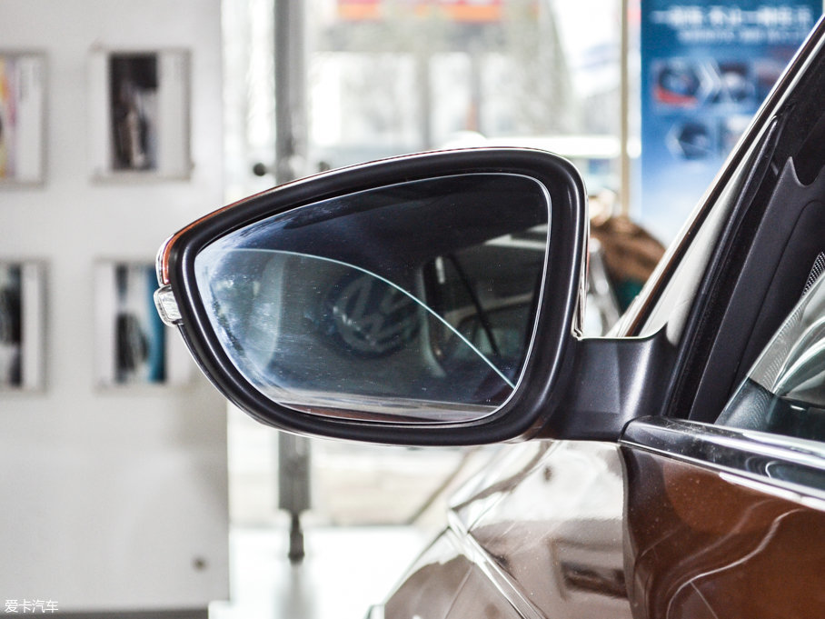 2017εI(lng) 230TSI DSGA