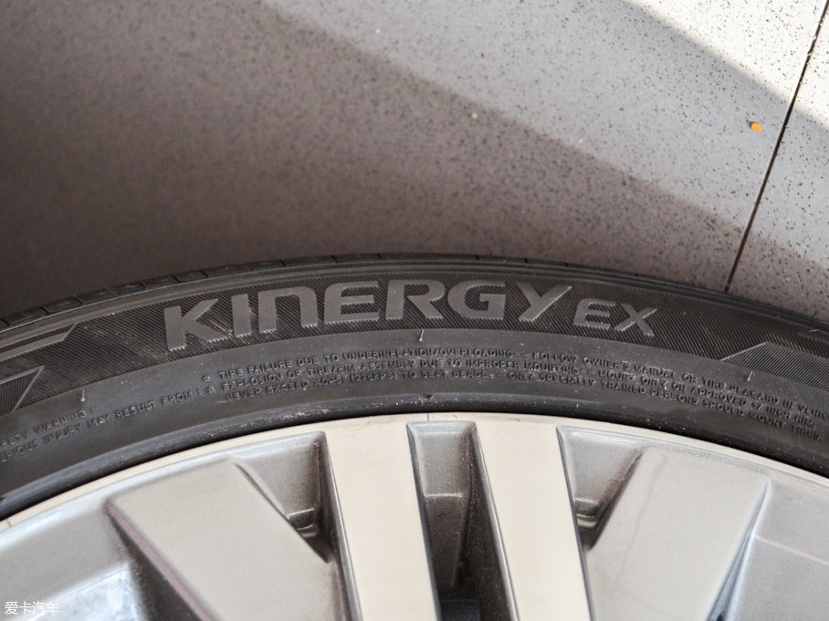 2017εI(lng) 230TSI DSGA