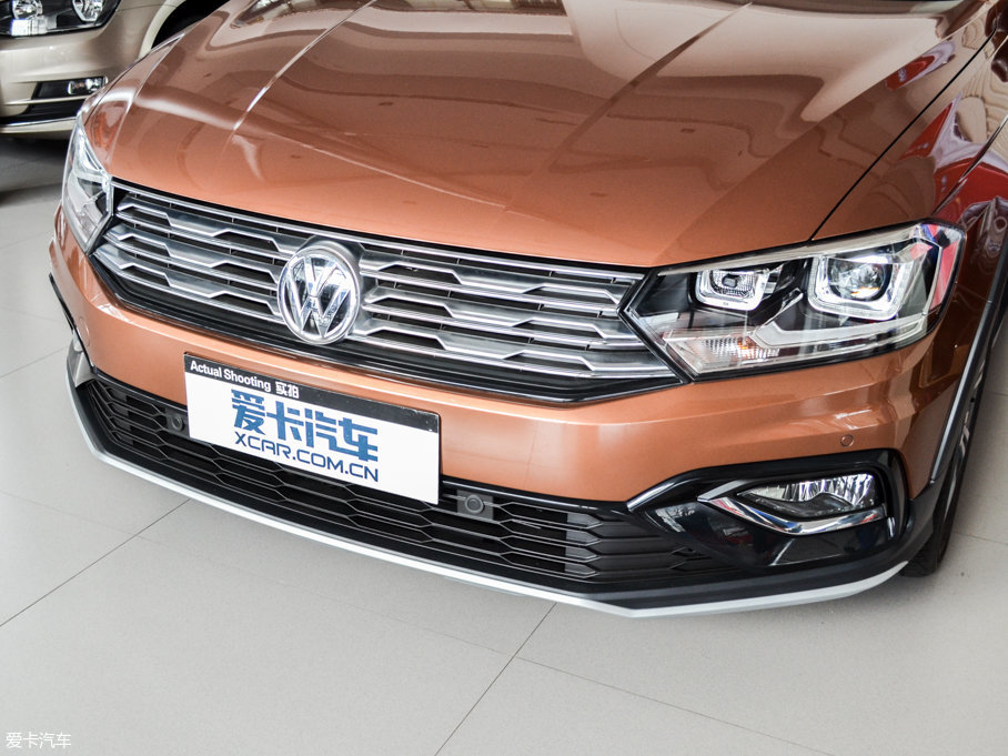 2017εI(lng) 230TSI DSGA