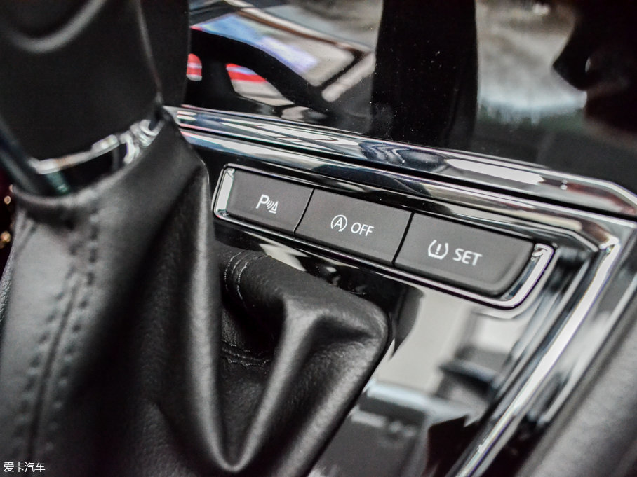 2017εI(lng) 230TSI DSGA