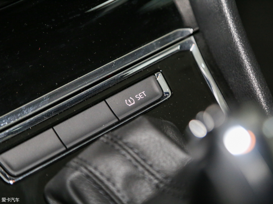 2017εI(lng) 1.6L Ԅm