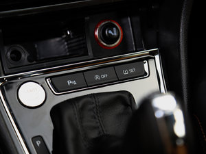 2017230TSI DSGA п؅^