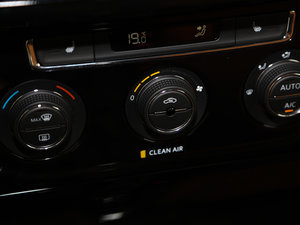 2017230TSI DSGA п؅^