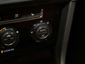 2017230TSI DSGA п؅^