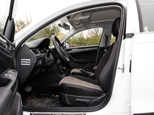 2017230TSI DSGm ǰſg