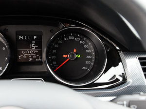 2017230TSI DSGm п؅^