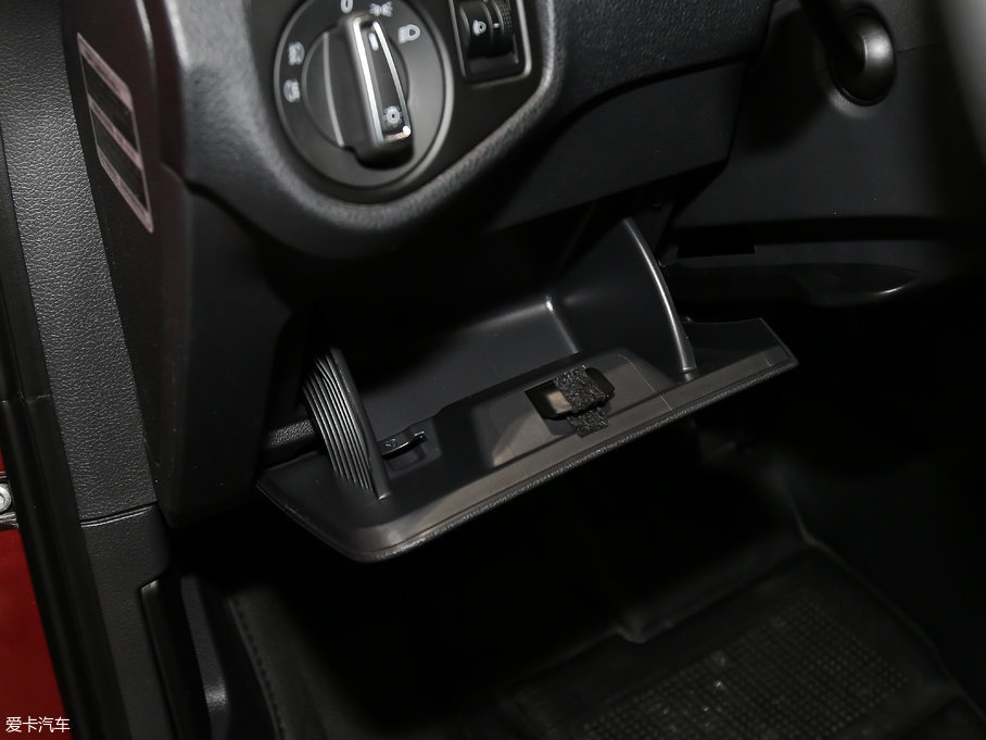 2017ߠ 230TSI Ԅ(dng)mf(wn)vo(j)