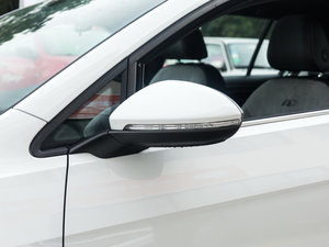 2017280TSI ԄR-Linefvo ^