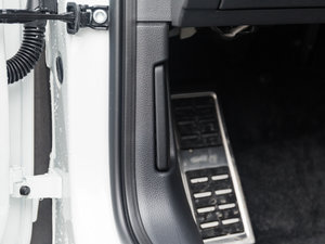 2017280TSI ԄR-Linefvo g