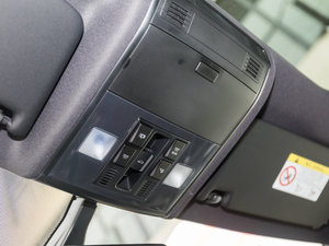 2017280TSI ԄR-Linefvo g