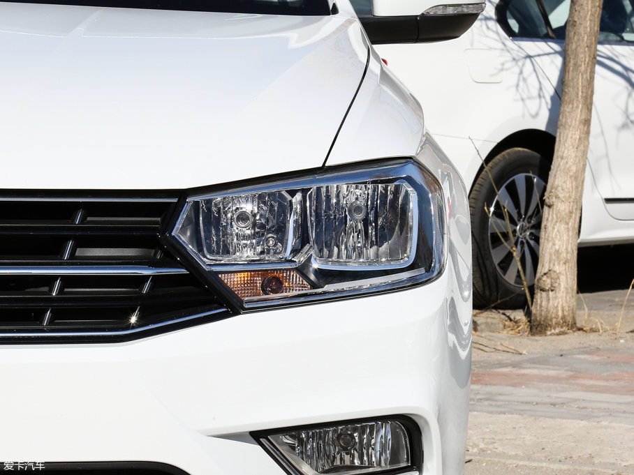 2017 1.6L քӃɰfvo