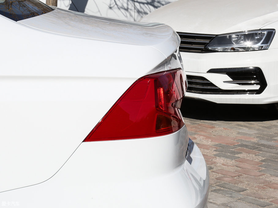 2017 1.6L քӃɰfvo