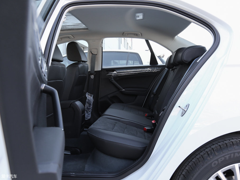 2017 1.6L քӃɰfvo