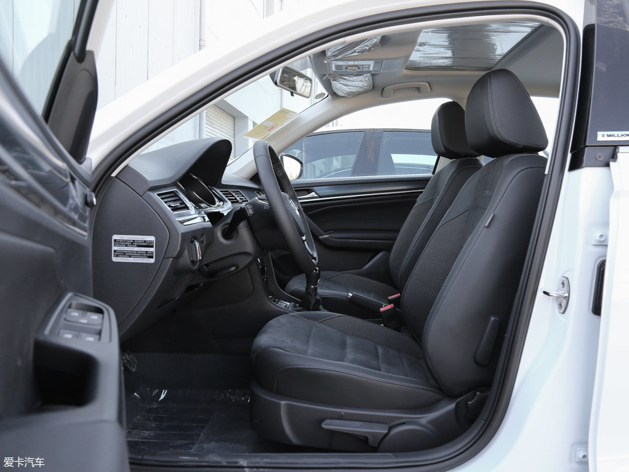 2017 1.6L քӃɰfvo