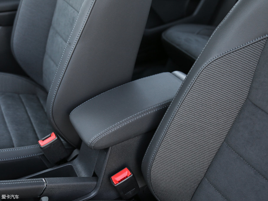 2017 1.6L քӃɰfvo