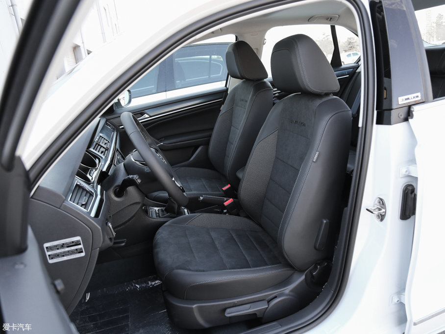 2017 1.6L քӃɰfvo