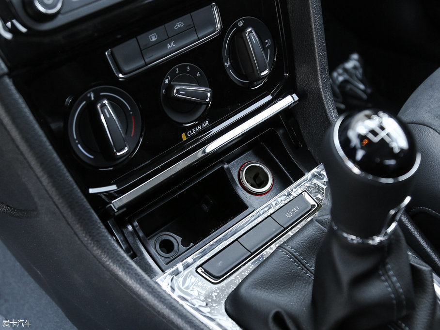 2017 1.6L քӃɰfvo