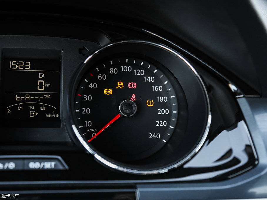 2017 1.6L քӃɰfvo