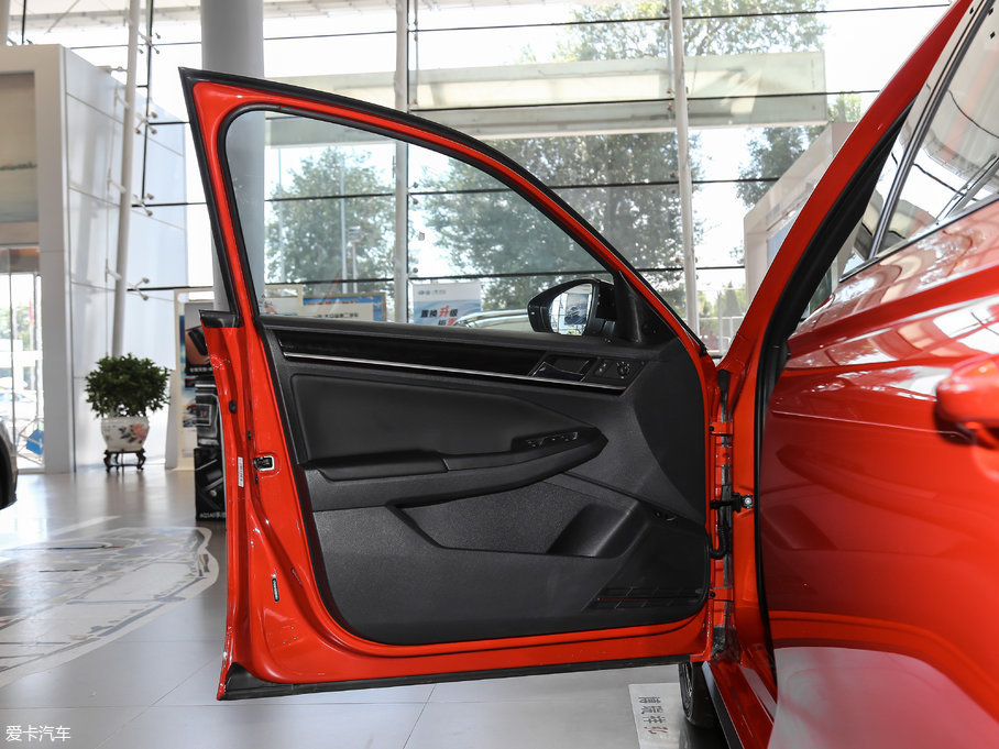 2017 230TSI DSG\Ӱ