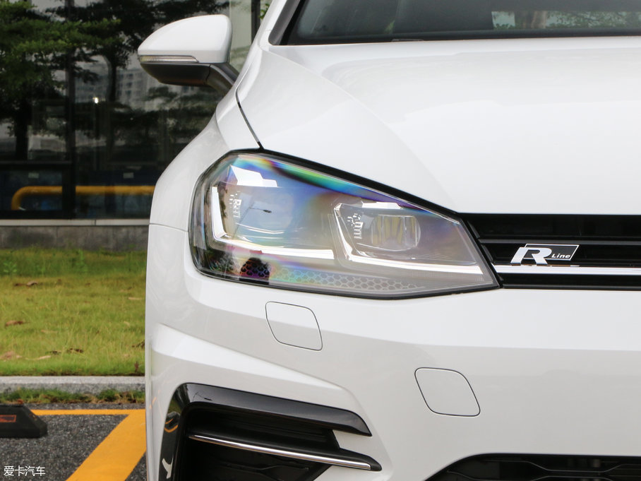 2018ߠ 280TSI ԄR-Line