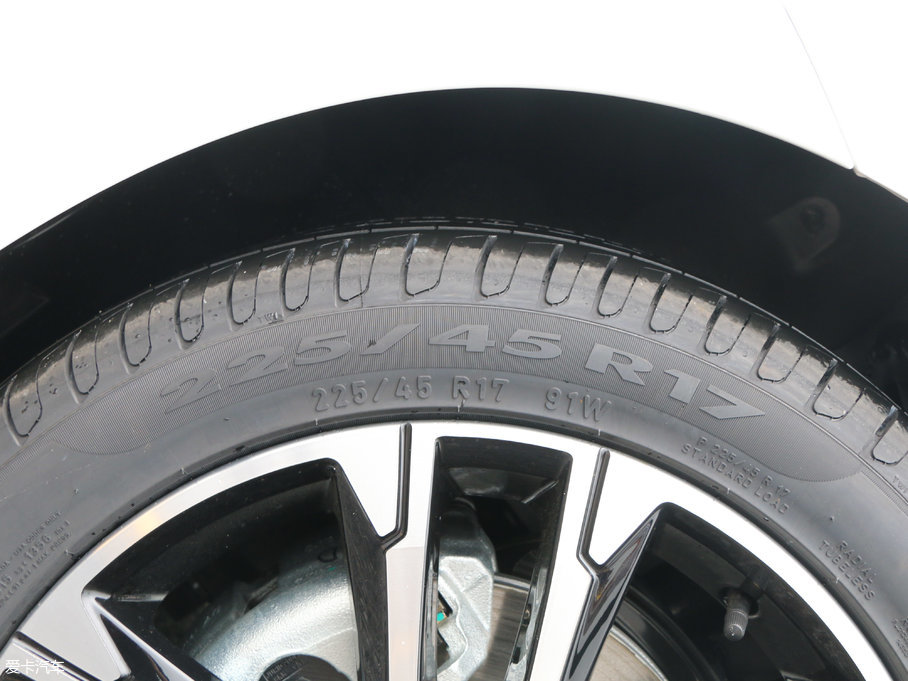 2018ߠ 280TSI Ԅ(dng)R-Line