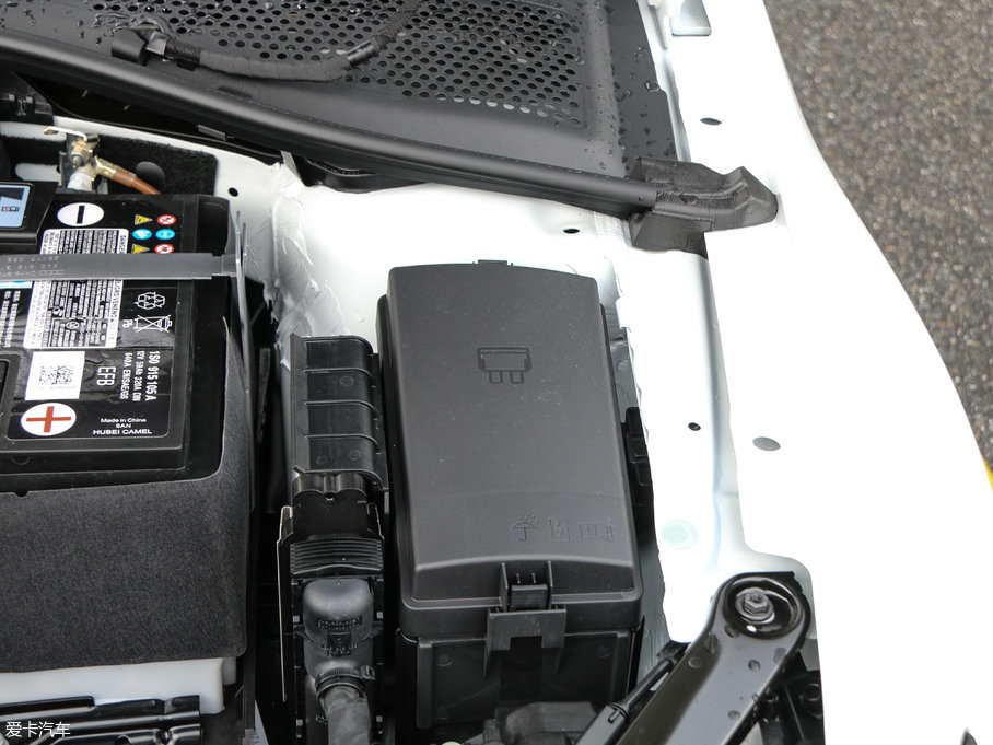 2018ߠ 280TSI ԄR-Line