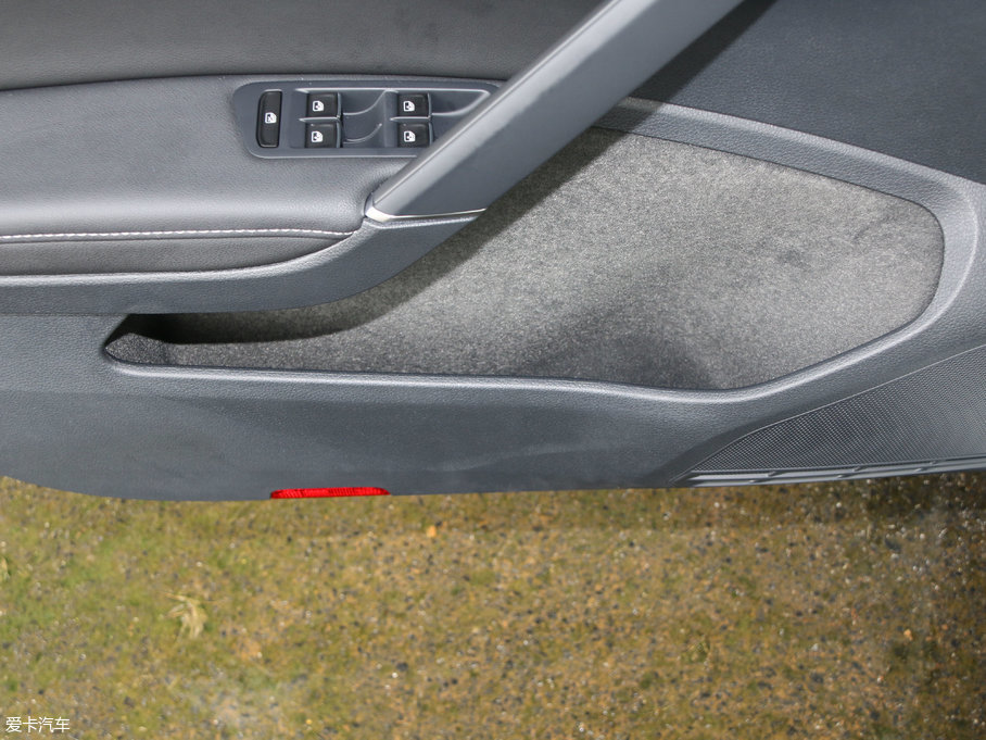 2018ߠ 280TSI ԄR-Line