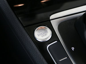 2018280TSI ԄR-Line п؅^