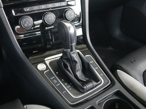 2018280TSI ԄR-Line п؅^