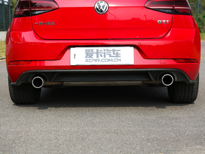 2018款2.0 TSI 排气管