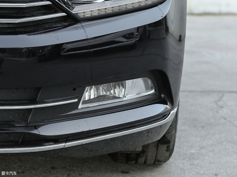 2018���~�v 380TSI DSG ���A��